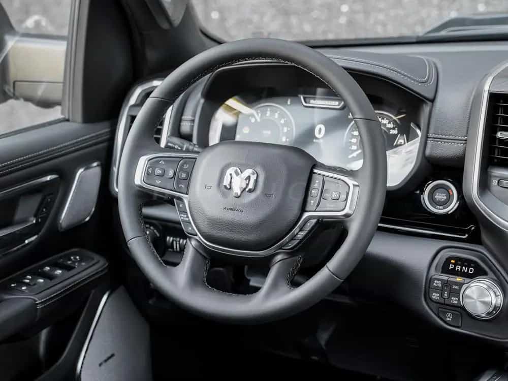 Dodge RAM 2026 5.7L V8 HEMI! RAM 1500 Laramie€ 76200 null-photo-12