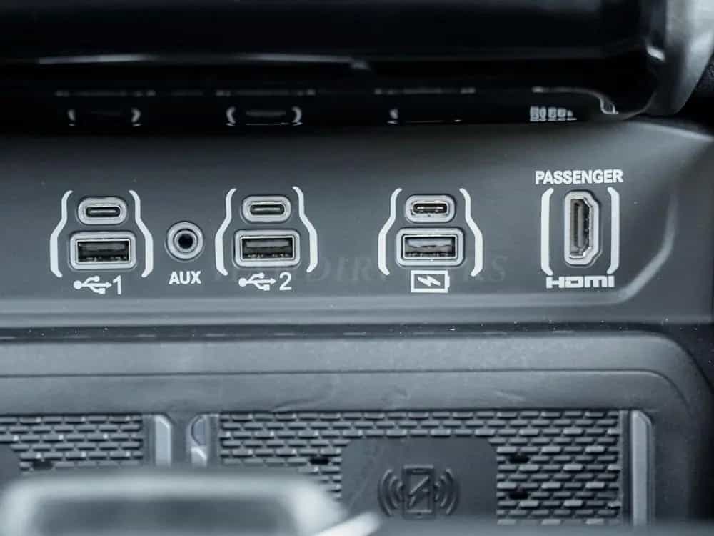 Dodge RAM 2026 5.7L V8 HEMI! RAM 1500 Laramie€ 76200 null-photo-24