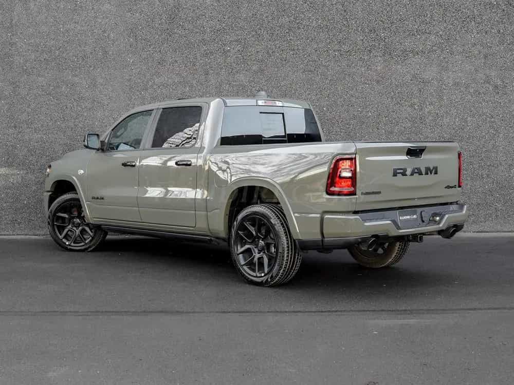Dodge RAM 2026 5.7L V8 HEMI! RAM 1500 Laramie€ 76200 null-photo-6