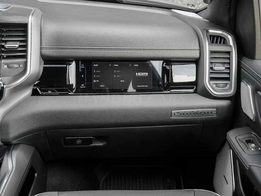 Dodge 2026 RAM 1500 Laramie !5.7L V8 HEMI! € 81900 null-photo-14