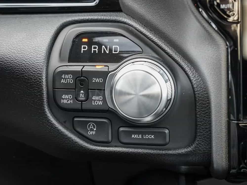 Dodge 2026 RAM 1500 Laramie !5.7L V8 HEMI! € 81900 null-photo-23