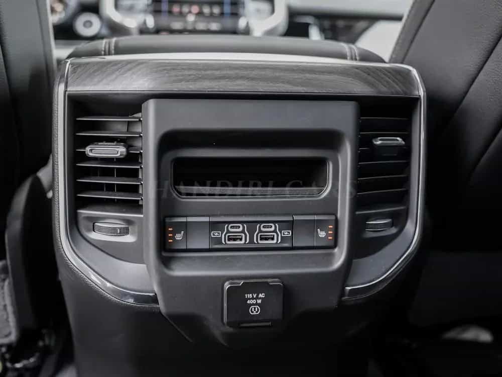 Dodge 2026 RAM 1500 Laramie !5.7L V8 HEMI! € 81900 null-photo-30