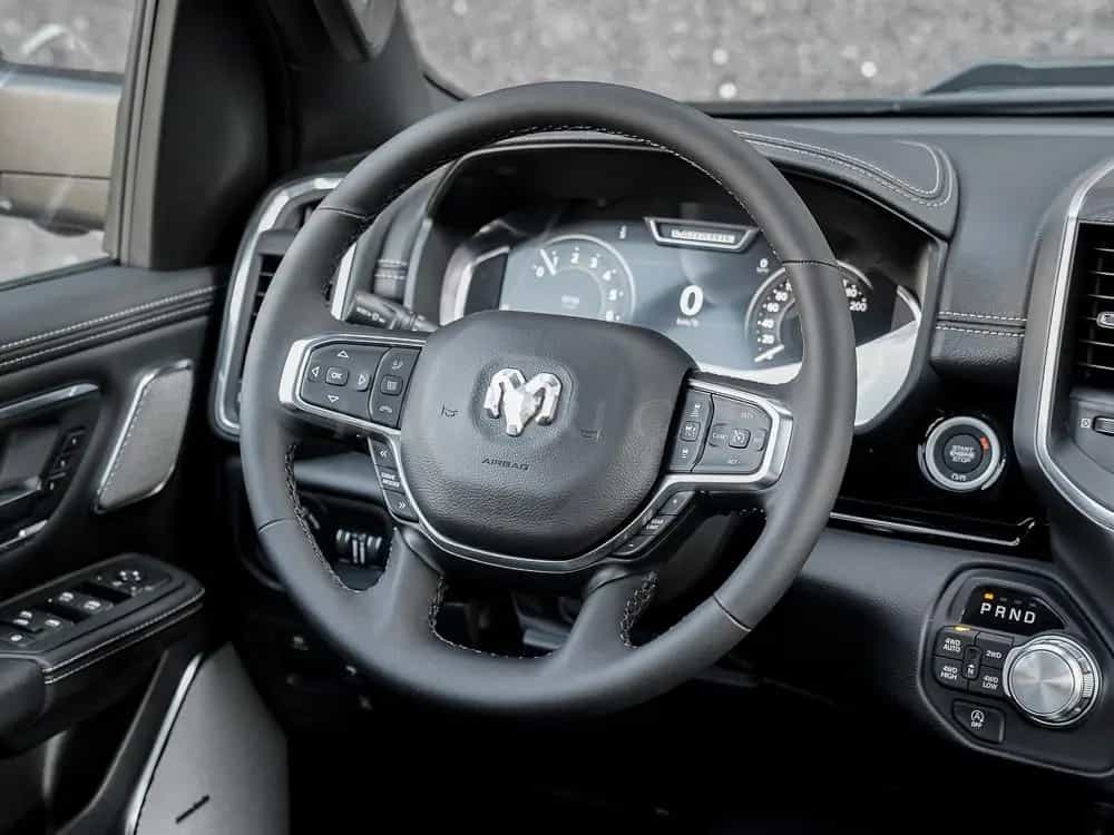 Dodge 2026 RAM 1500 Laramie !5.7L V8 HEMI!€76700 null-photo-12