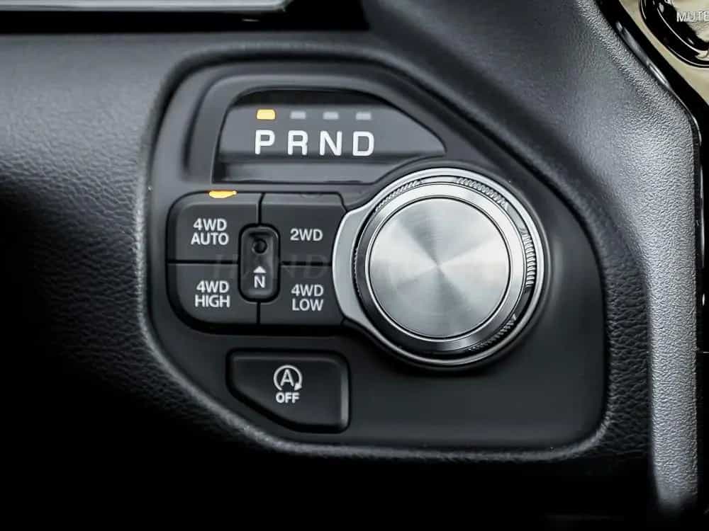 Dodge 2026 RAM 1500 Laramie !5.7L V8 HEMI!€76700 null-photo-21