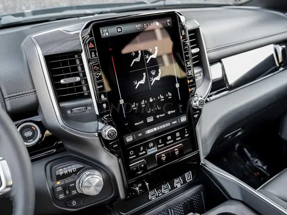 Dodge 2026 RAM 1500 Laramie !5.7L V8 HEMI!€76700 null-photo-22