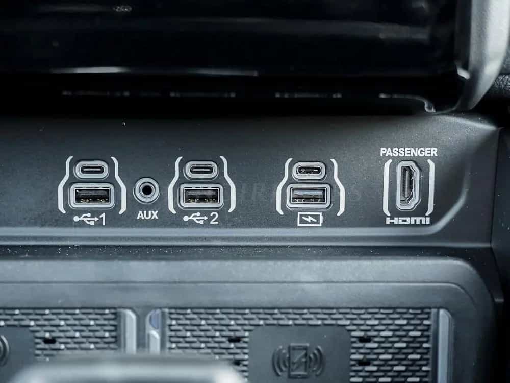 Dodge 2026 RAM 1500 Laramie !5.7L V8 HEMI!€76700 null-photo-24
