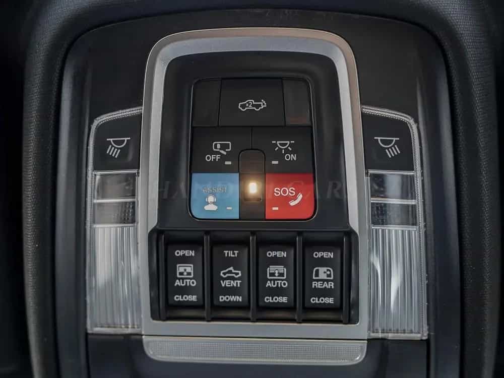 Dodge 2026 RAM 1500 Laramie !5.7L V8 HEMI!€76700 null-photo-28