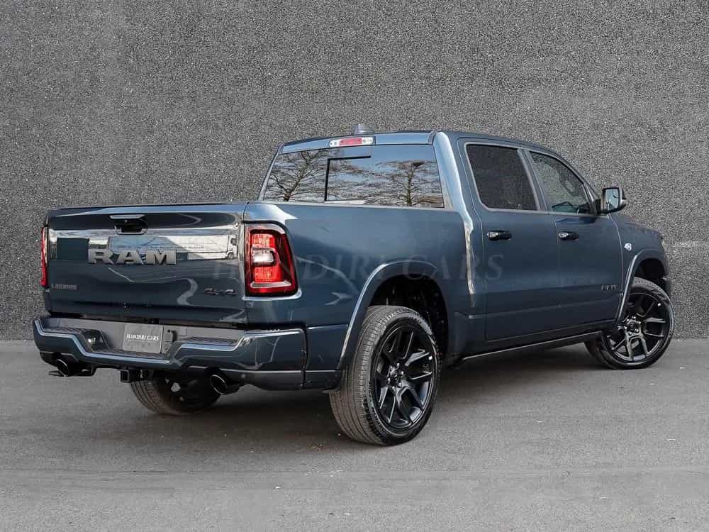 Dodge 2026 RAM 1500 Laramie !5.7L V8 HEMI!€76700 null-photo-4