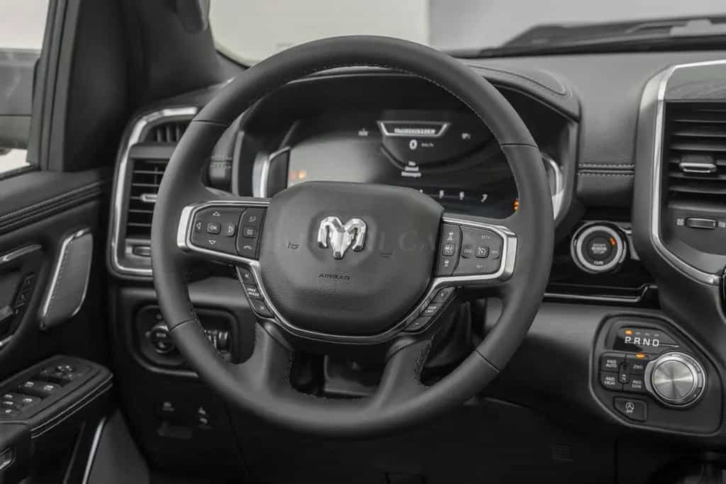Dodge 2026 RAM 1500 Laramie €64690 +LEVEL 2 EQUIPMENT null-photo-17