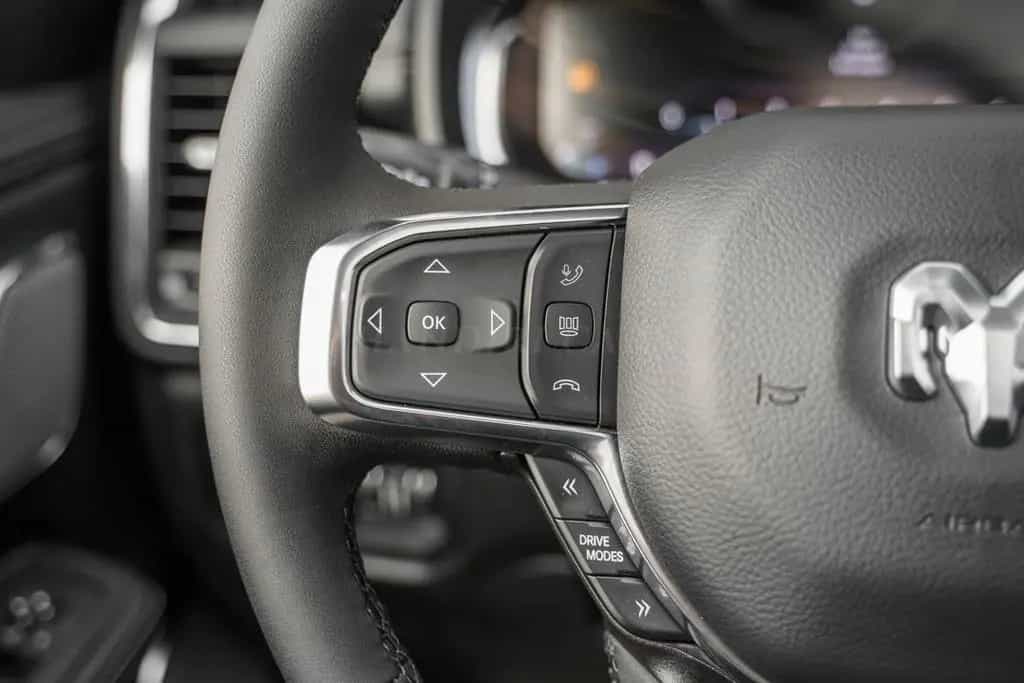 Dodge 2026 RAM 1500 Laramie €64690 +LEVEL 2 EQUIPMENT null-photo-18