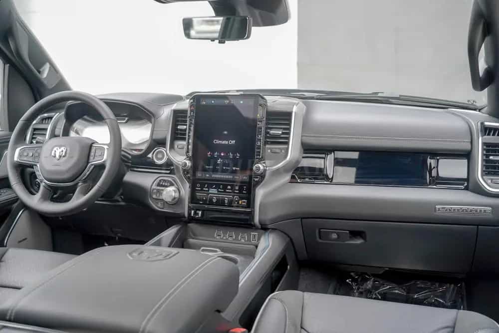 Dodge 2026 RAM 1500 Laramie €68500 +LEVEL 2 EQUIPMENT null-photo-12