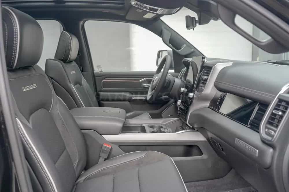 Dodge 2026 RAM 1500 Laramie €68500 +LEVEL 2 EQUIPMENT null-photo-8