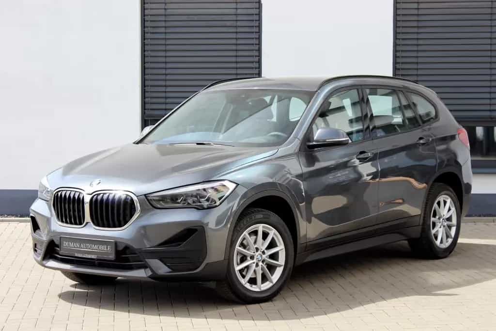 BMW X1 sDrive18d Advantage NAVIGATION PDC AHK LED 08/2020-photo-0