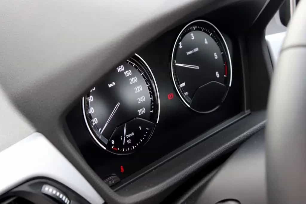 BMW X1 sDrive18d Advantage NAVIGATION PDC AHK LED 08/2020-photo-15