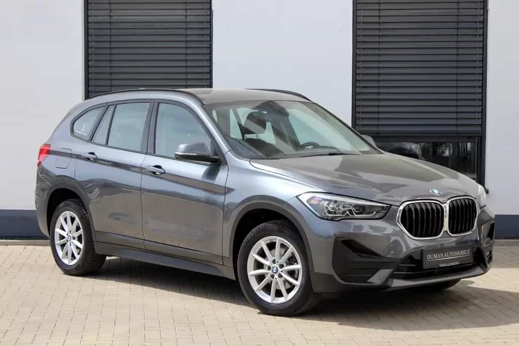 BMW X1 sDrive18d Advantage NAVIGATION PDC AHK LED 08/2020-photo-2