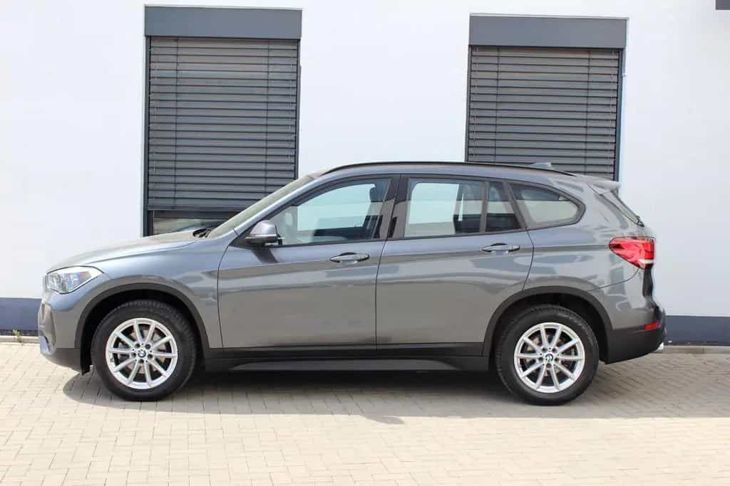 BMW X1 sDrive18d Advantage NAVIGATION PDC AHK LED 08/2020-photo-27