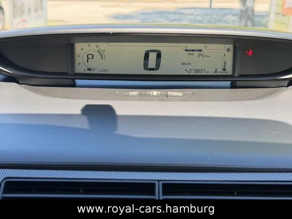 Citroën C4 Lim. VTR Plus KLIMA*TEMPOMAT*AHK*AUTOMATIK* 04/2009-photo-19