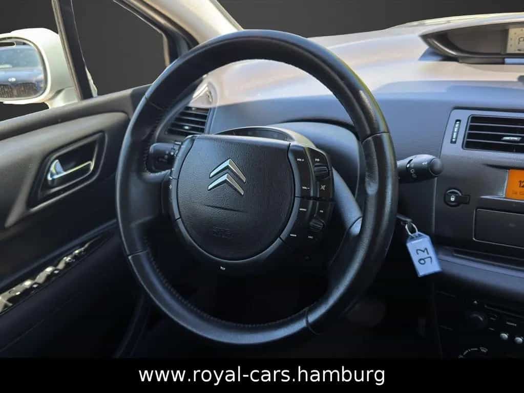 Citroën C4 Lim. VTR Plus KLIMA*TEMPOMAT*AHK*AUTOMATIK* 04/2009-photo-22