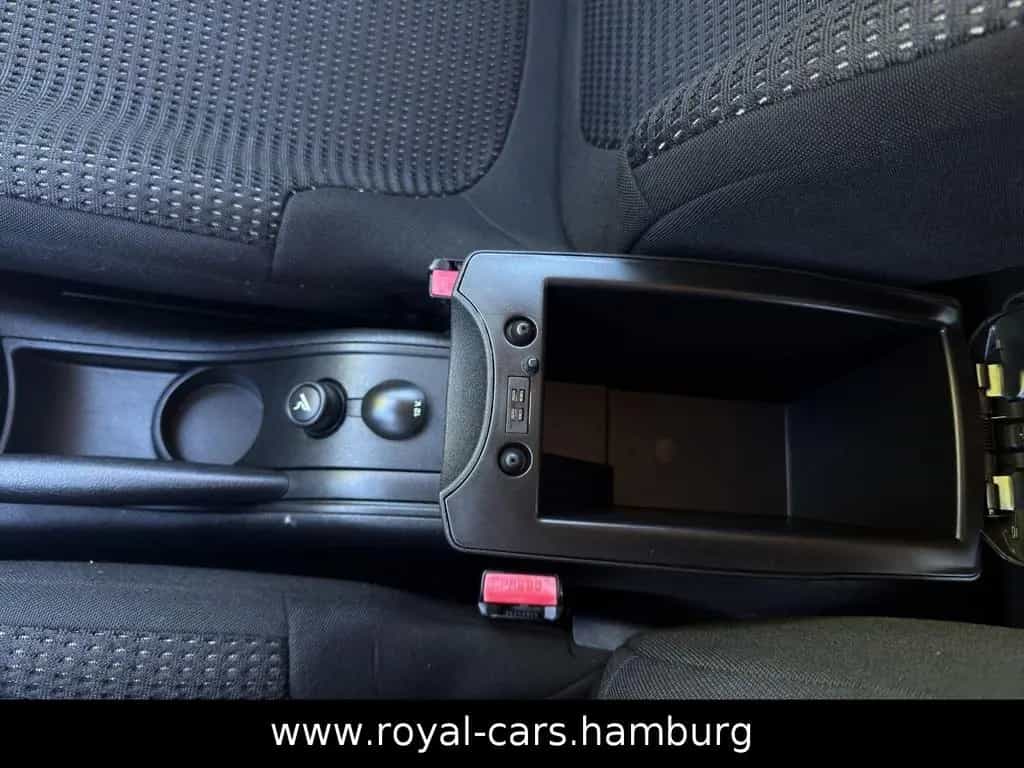 Citroën C4 Lim. VTR Plus KLIMA*TEMPOMAT*AHK*AUTOMATIK* 04/2009-photo-26