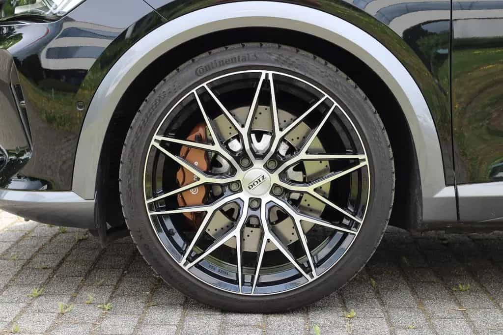 Cupra Formentor VZ 310 PS 2x 20 Brembo H&R-3cm Pano 06/2022-photo-5