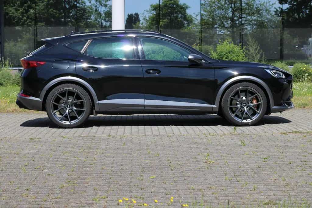 Cupra Formentor VZ 310 PS 2x 20 Brembo H&R-3cm Pano 06/2022-photo-8