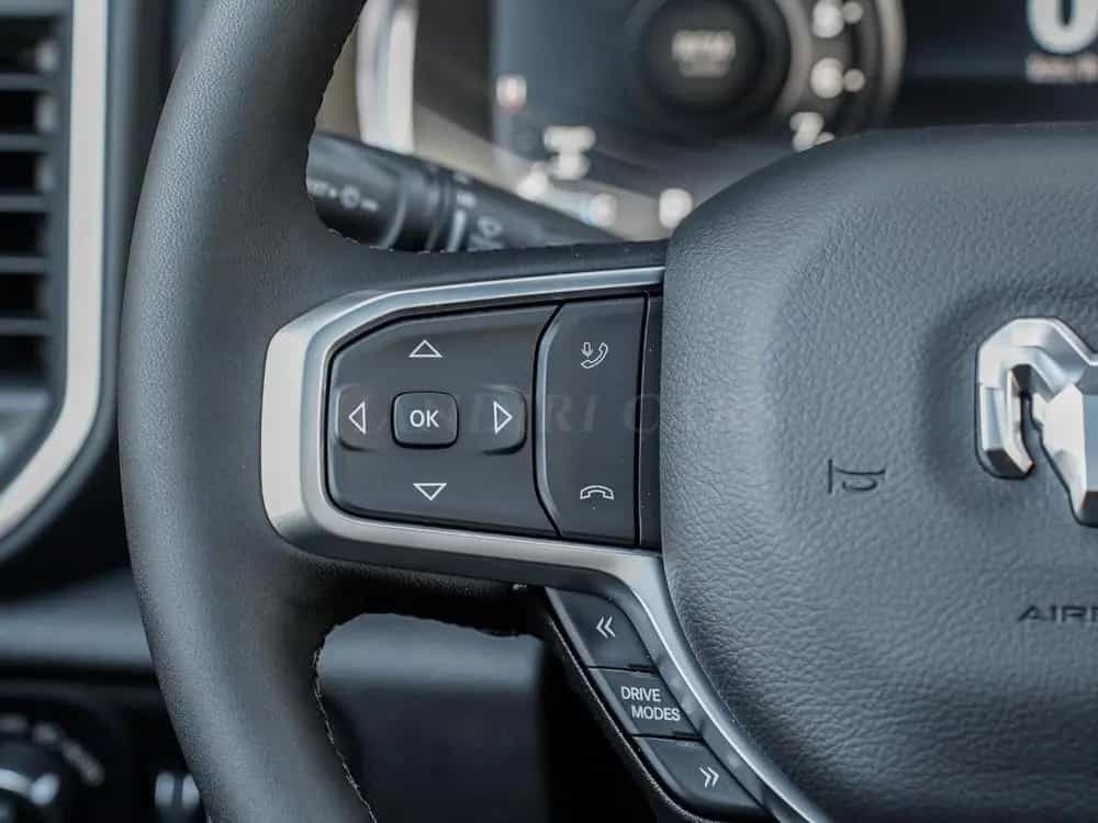 Dodge 2026 RAM 1500 Night !5.7L V8 HEMI! € 63000 null-photo-16