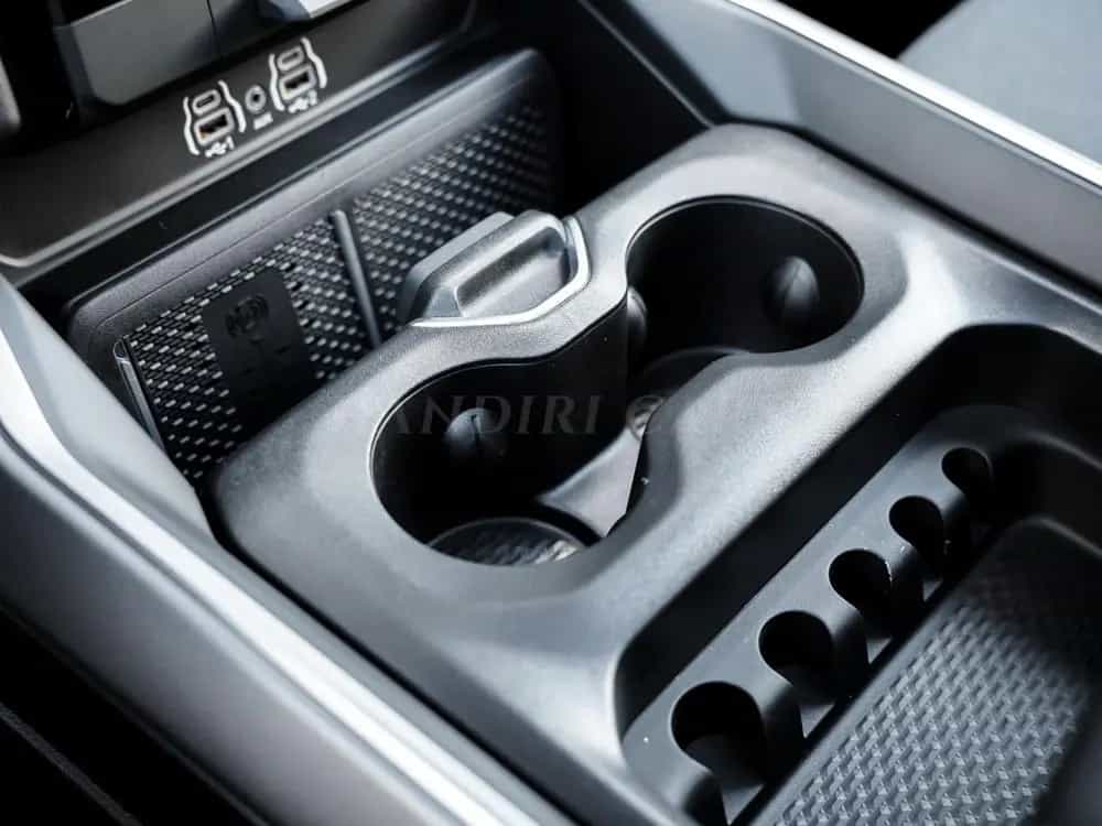 Dodge 2026 RAM 1500 Night !5.7L V8 HEMI! € 63000 null-photo-27