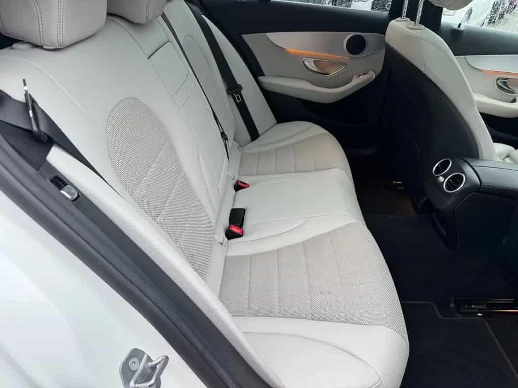 Mercedes-Benz C 200 T CGI/PANO/LEDER/HUD/KAM/AMG 04/2018-photo-19