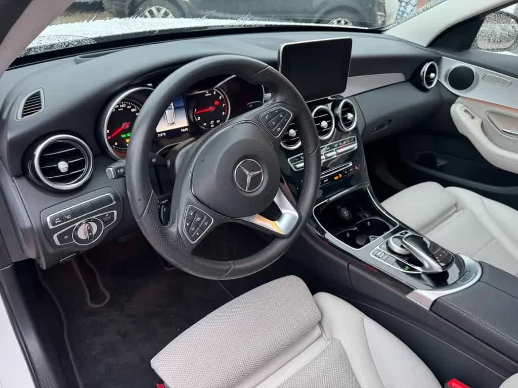 Mercedes-Benz C 200 T CGI/PANO/LEDER/HUD/KAM/AMG 04/2018-photo-26