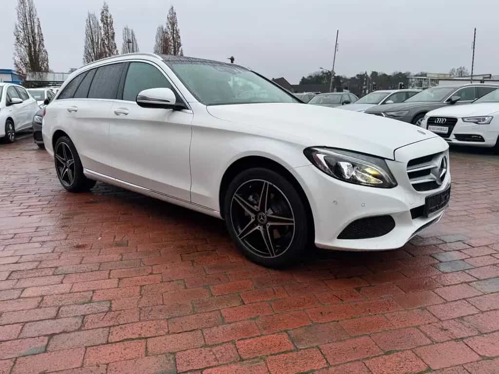 Mercedes-Benz C 200 T CGI/PANO/LEDER/HUD/KAM/AMG 04/2018-photo-6