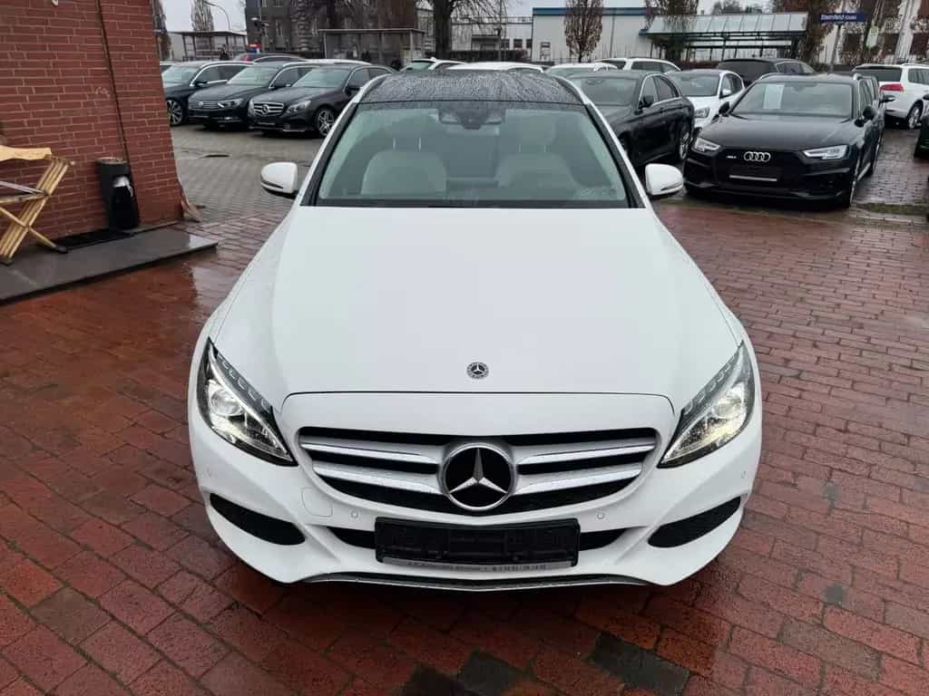 Mercedes-Benz C 200 T CGI/PANO/LEDER/HUD/KAM/AMG 04/2018-photo-8