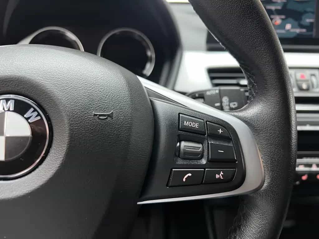 BMW X1 sDrive 18i Navi RFK LED SHZ VOLLFOLIERUNG 10/2020-photo-12