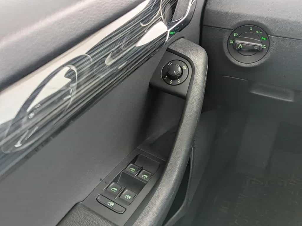 Skoda Octavia 1.0 TSI Style NAVI+SHZ+RFK+TEMP+Klima/BC 08/2019-photo-26