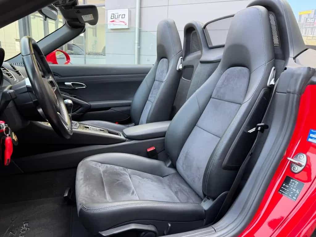 Porsche Boxster718 10/2016-photo-11