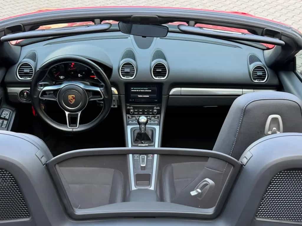 Porsche Boxster718 10/2016-photo-19