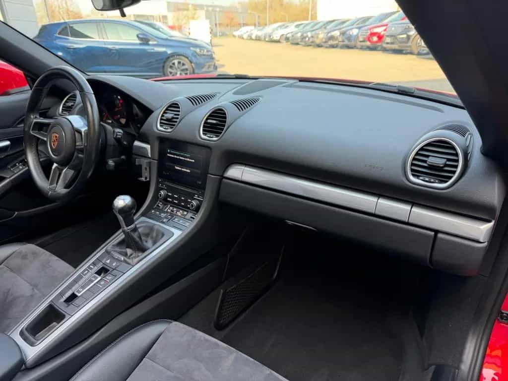 Porsche Boxster718 10/2016-photo-22
