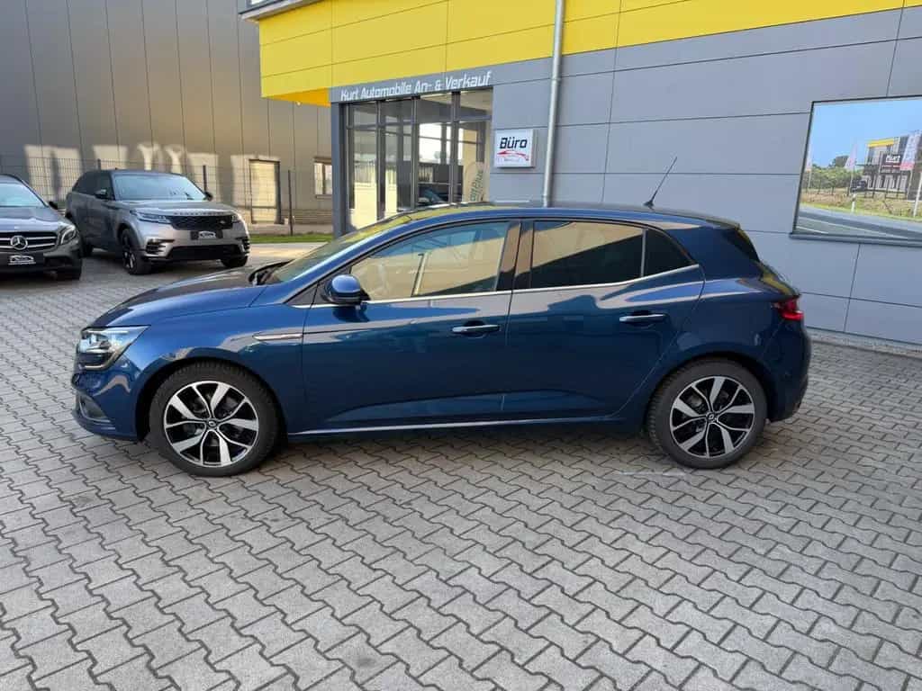 Renault Megane IV Lim. BOSE-Edition/LED/SHZ/KEYLESS 10/2018-photo-2