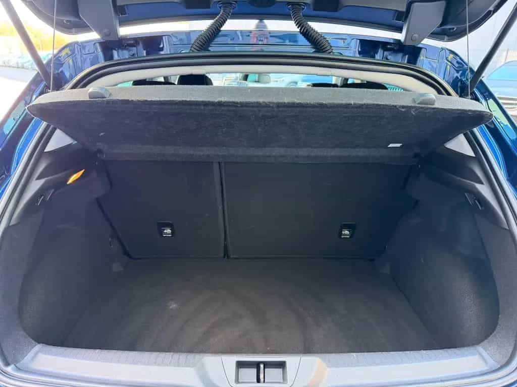 Renault Megane IV Lim. BOSE-Edition/LED/SHZ/KEYLESS 10/2018-photo-21