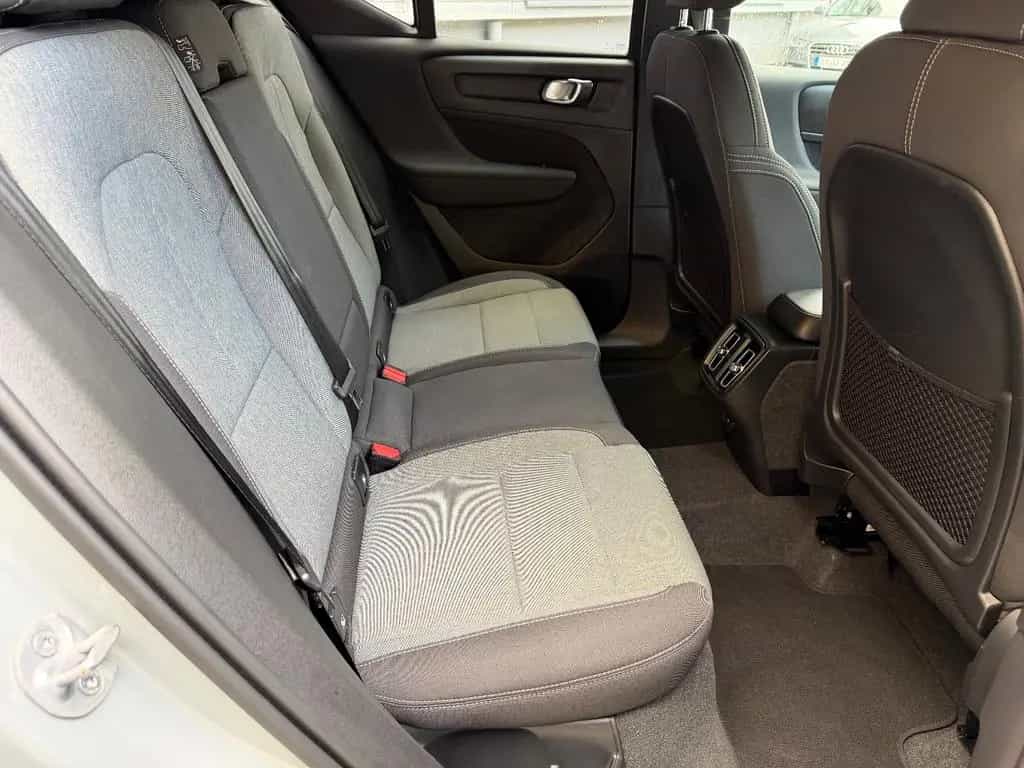 Volvo XC40 Core 2WD/SHZ/KLIMA/AUTOMATIK/LED/ 08/2023-photo-22