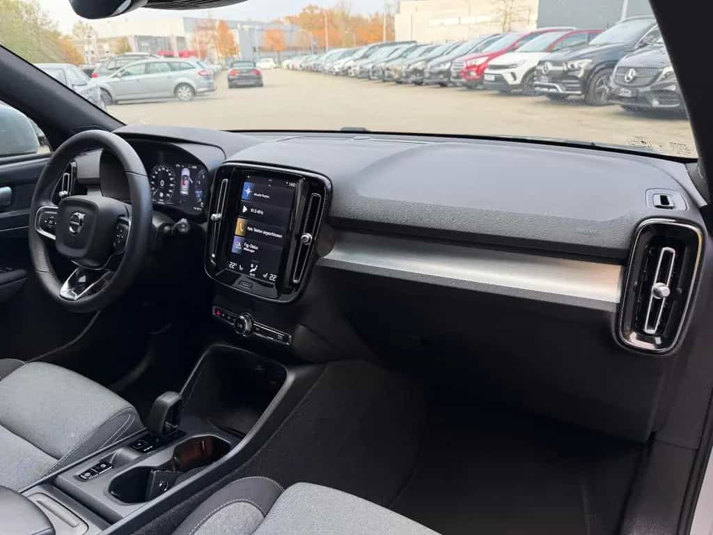 Volvo XC40 Core 2WD/SHZ/KLIMA/AUTOMATIK/LED/ 08/2023-photo-26