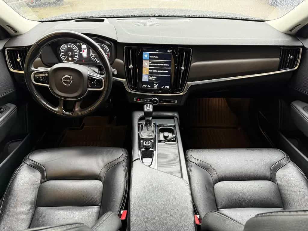 Volvo V90 Cross Country AWD/HEAD UP/ALLRAD/LEDER/8xBRF 06/2019-photo-13