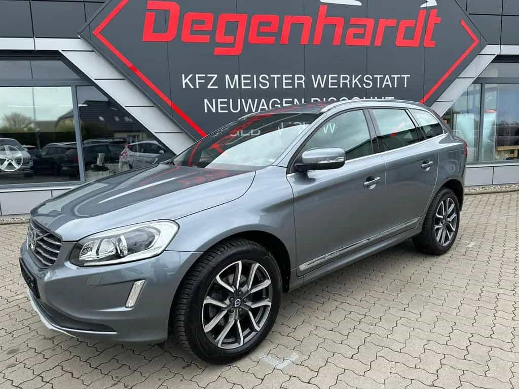 Volvo XC 60 Summum 2WD Bi Xenon Leder AHK Kamera 03/2017-photo-0