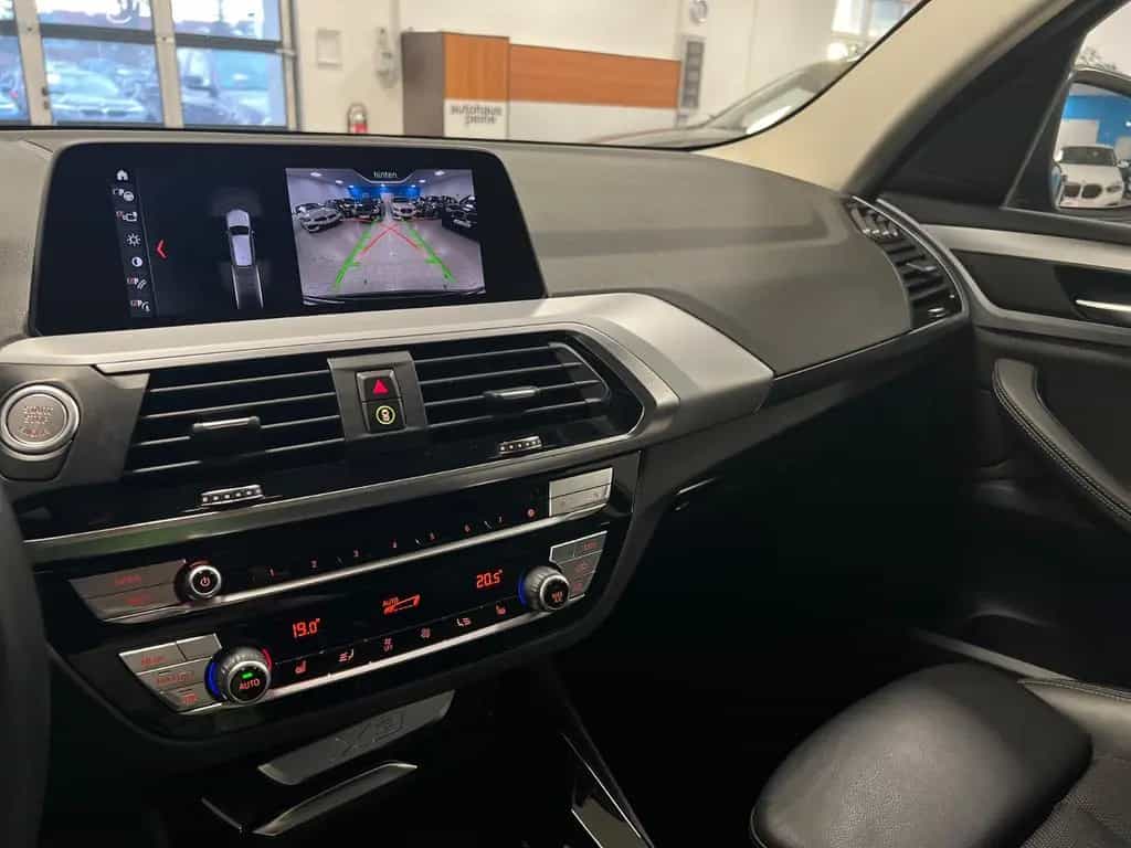 BMW X3 xDrive Advantage HUD/AHK/ParkSyst/SportSitze 09/2021-photo-19