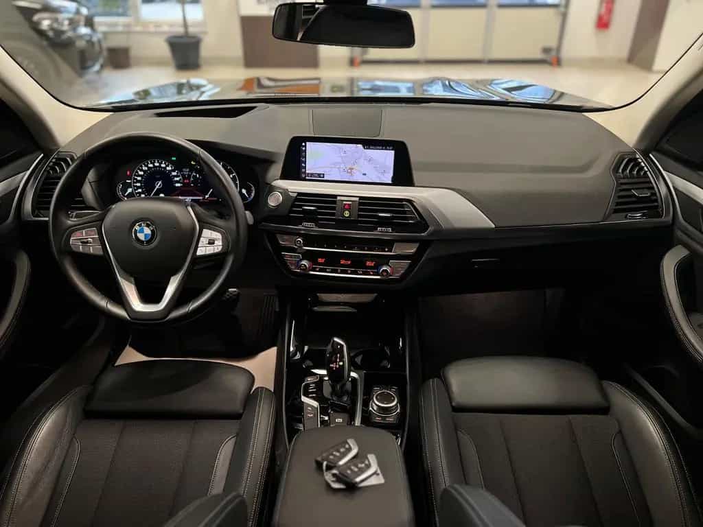BMW X3 xDrive Advantage HUD/AHK/ParkSyst/SportSitze 09/2021-photo-2