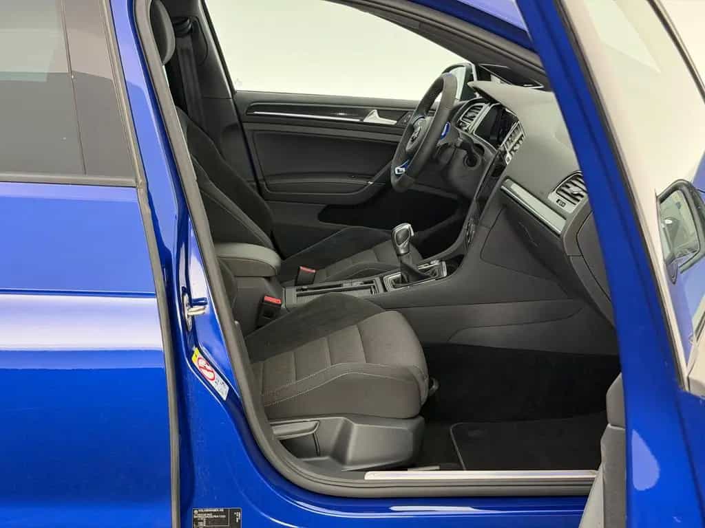 Volkswagen Golf VII Var. 2.0 TSI 4Mo*R*LED-PANO-ACC-DYNAUDI 01/2020-photo-22