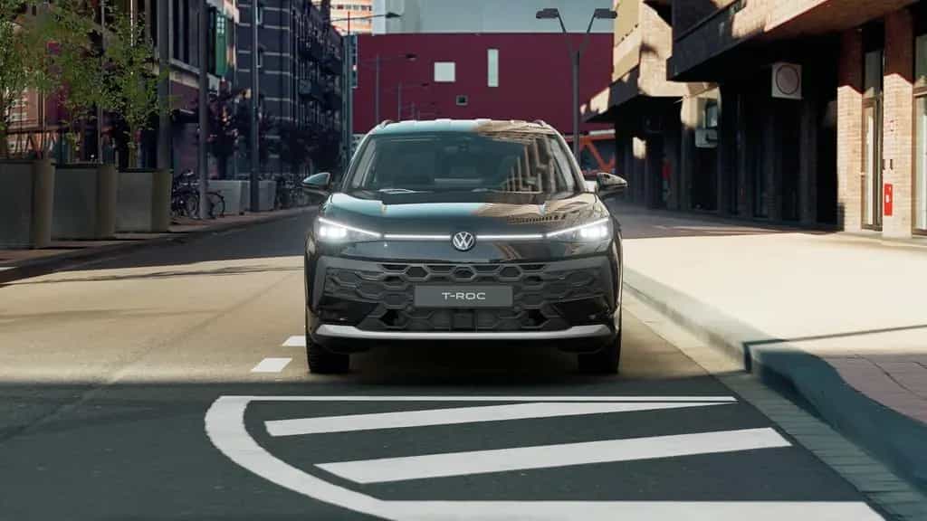 Volkswagen T-Roc Style 1.5 l eTSI OPF DSG 360 ACC AHK AUT null-photo-5