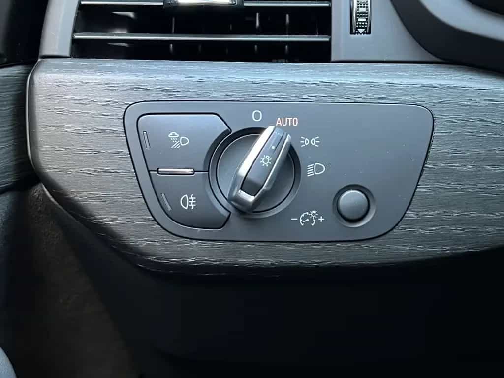 Audi A4 50 TDI Lim. quattro adv. S-Line Navi Led AHK 03/2021-photo-32