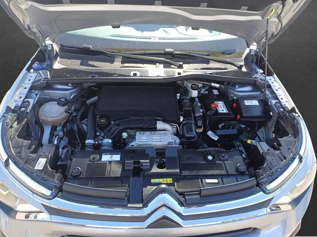 Citroën C4 PureTech 130 EAT8 Shine 10/2023-photo-4