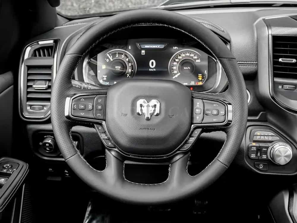 Dodge 2026 RAM Sport Night € 57780 +PANORAMIC SUNROOF null-photo-15