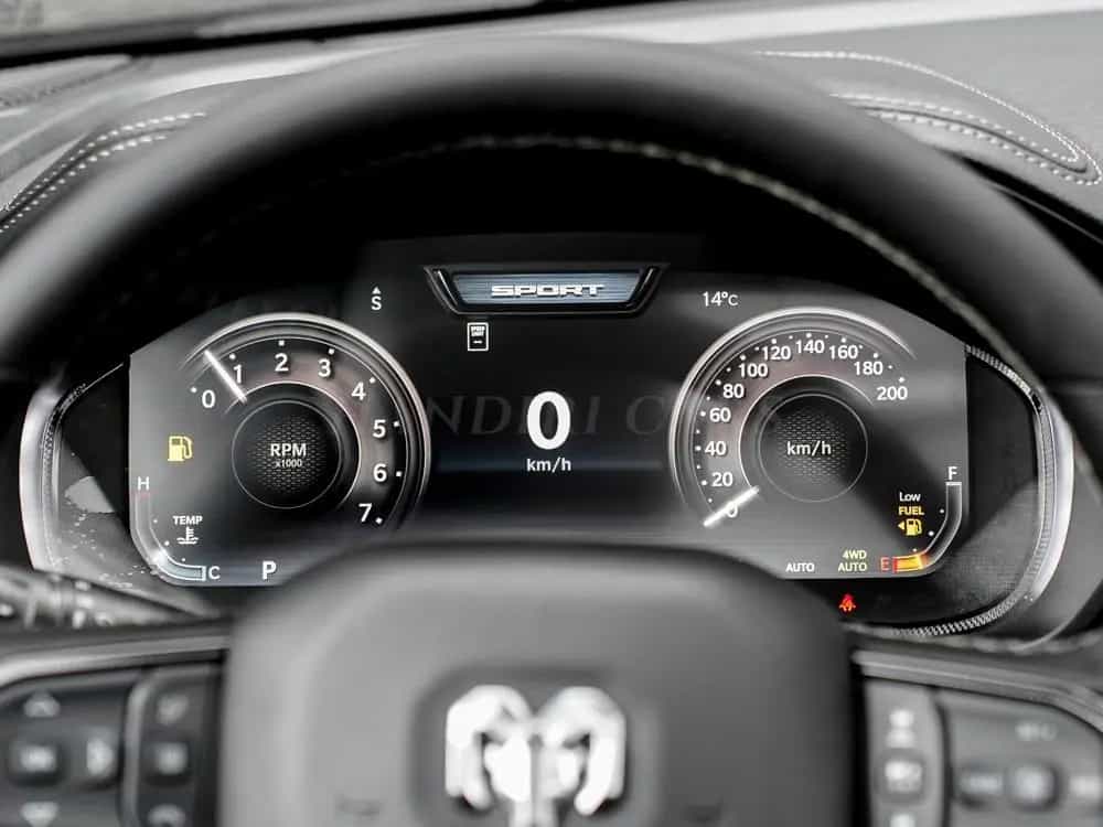Dodge 2026 RAM Sport Night € 57780 +PANORAMIC SUNROOF null-photo-16
